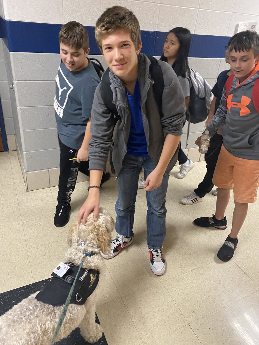 HMMS_Counseling's tweet photo. Ballard made lots of new friends today @HenryMossMiddle! https://t.co/eD9n8aoa0m