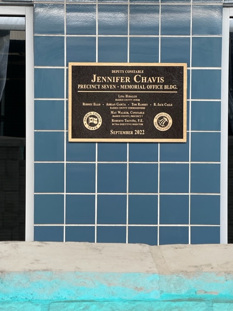 <a href="/HCTRA/">Harris County Toll Road Authority</a> held a ceremony last week, renaming the Southwest Toll Plaza in honor of fallen <a href="/Precinct7/">Harris County Constable Precinct 7</a> Deputy Constable Jennifer Chavis. 💙 <a href="/HCDCA_TX/">Harris County Deputy Constables' Association</a> President Troy Morin and Deputy Chavis’s mother, Tanya Childress, were both present for the dedication.