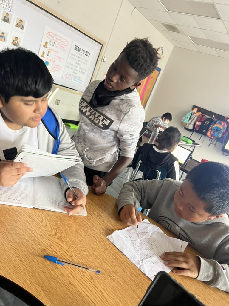 erin_rabon's tweet photo. Today in ELA, students made peer edits to a classmate’s summary writing from our Interactive Read Aloud “Home to Medicine Mountain” by Chiori Santiago. https://t.co/OZsmxa3EBy