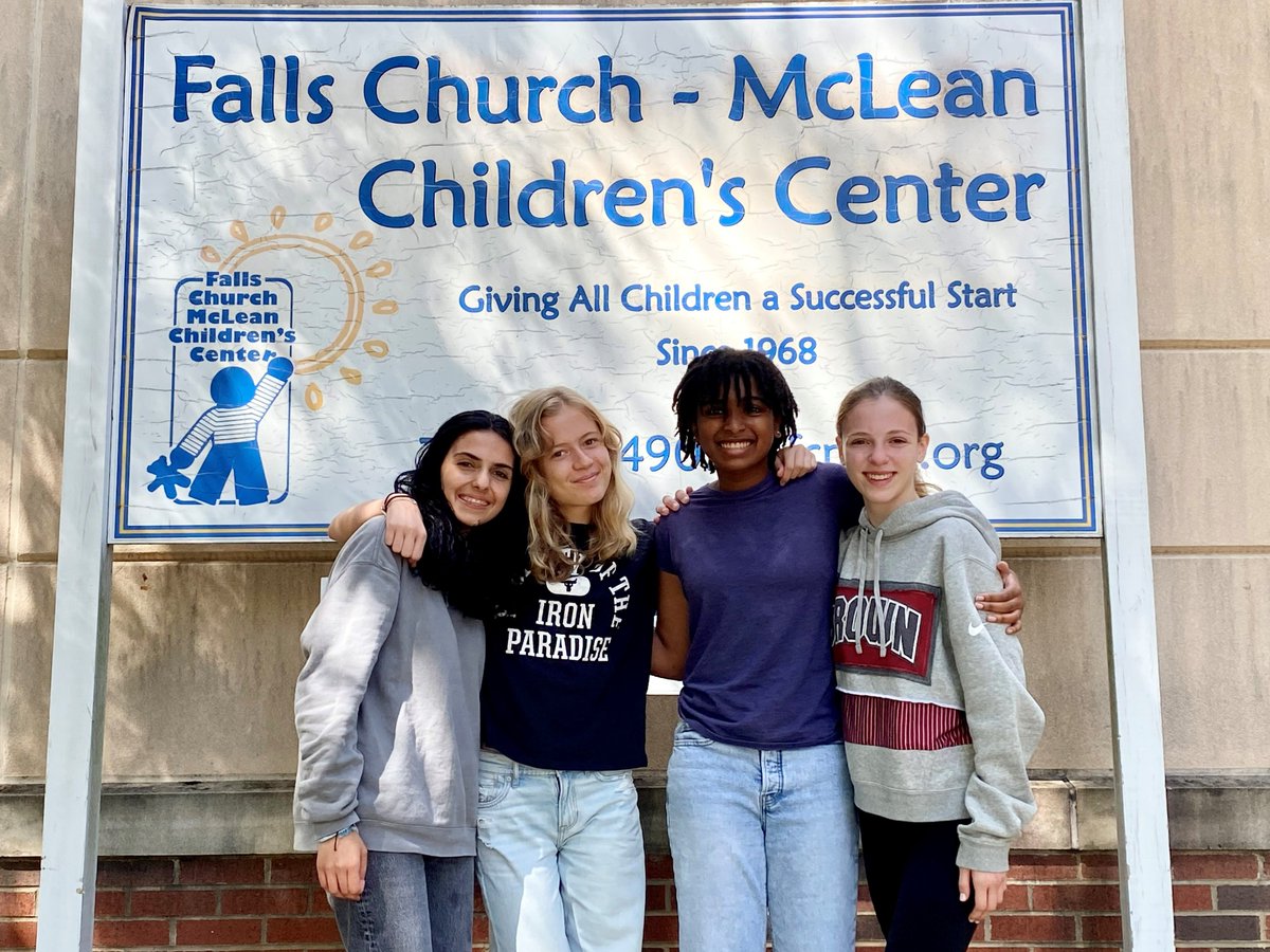 MadeiraCoCurric's tweet photo. #MadeiraGrade10 finishing up Mod 1 #MadeiraCoCurriculum volunteering at Falls Church Mclean Children's Center, where Madeira students have volunteered since the 1970s #MadeiraService. https://t.co/a484aLmqEp
