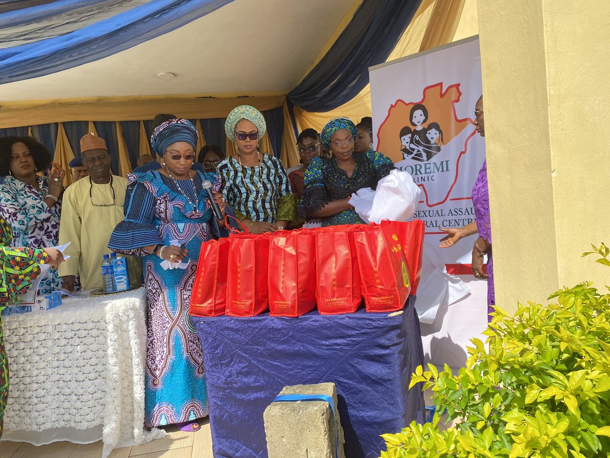 EkitiSarc's tweet photo. Earlier Today Wife of the  Governor of Ekiti state Erelu Bisi Adeleye Fayemi inaugurate (2) New Sexual Assault Referral Centre’s (MOREMI Clinic) at Ikole and Ikere LGAs respectively in Ekiti State.

With the inauguration of Ikole and Ikere Moremi clinics today ,Ekiti https://t.co/x3JfxdLzCz