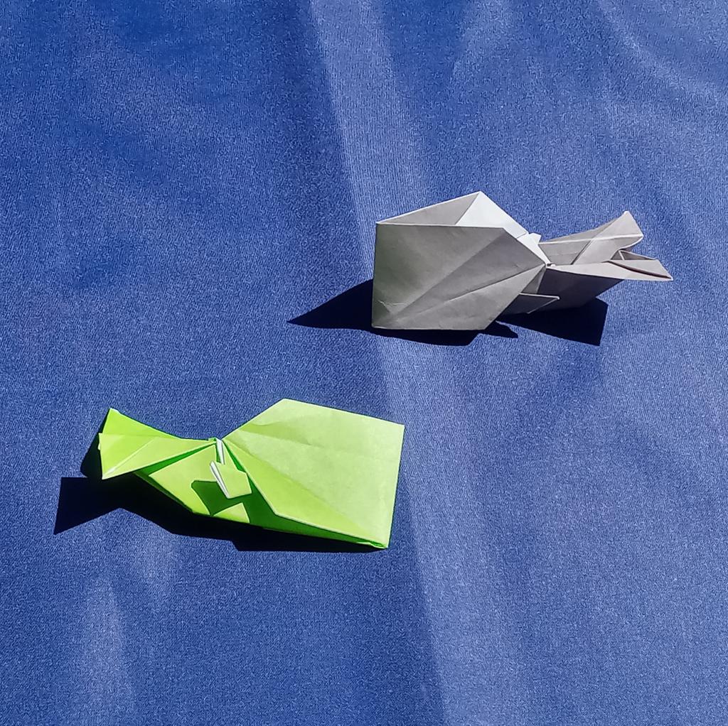 068202 Tant Blue Toyo Origami Paper 12 Color Paper Square 