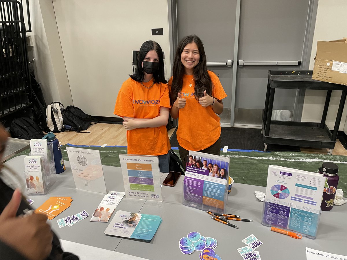 #ThrowbackThursday to when our kNOw MORE® team at Edison HS helped raise awareness of our program at their club rush. Thank you, team!!