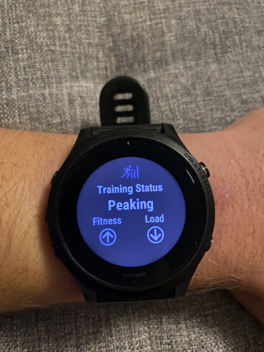 frewbot's tweet photo. Garmin reminding me that I’m sleepwalking into my mid twenties … hangovers are only getting worse … I need more sleep that I used to need … is that a grey hair https://t.co/x6sFl42Vht