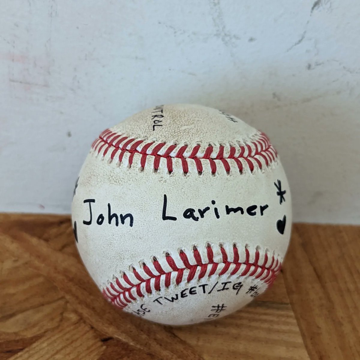 Vocalmama's tweet photo. Ball #42 left 9/26 at East Asheville Library, Asheville, NC, for John Larimer.  @davidhogg111
@MomsDemand
@StudentsDemand @Everytown @sandyhook @bradybuzz #JohnLarimer #enough #EndGunViolence #EndGunViolenceNow 
 #voteguncontrol #baseballsforchange https://t.co/HydpX5KVBf