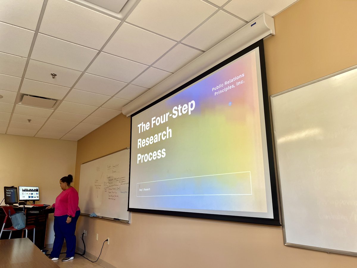 MacyDotNeal's tweet photo. today in PR, we worked through and discussed the steps of planning, marketing, and promoting a concert. love this idea as a songwriting major learning public relations ๐#prbynum0223f @tlpbynum https://t.co/yT6A9bCJzu