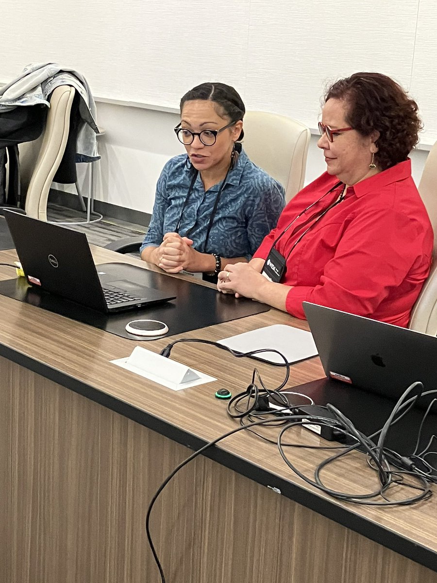 WIDA_UW's tweet photo. Behind the scenes of the Zoom session happening now at #WIDA2022 - Beyond Student Portraits: The Can Do Philosophy in Action with Christina Nelson and Maya Martínez-Hart. https://t.co/6iw9j7xbDs