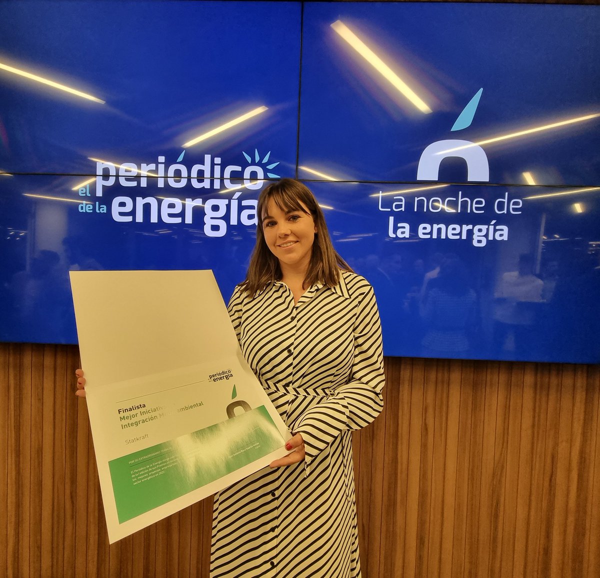 StatkraftES's tweet photo. #TalayuelaSolar finalista como mejor iniciativa de integración #medioambiental en los premios que entrega hoy @Per_Energia 🌳🌻 
🔹️MUCHAS GRACIAS🔹️
#PremiosEnergia22 https://t.co/kycPNViffl