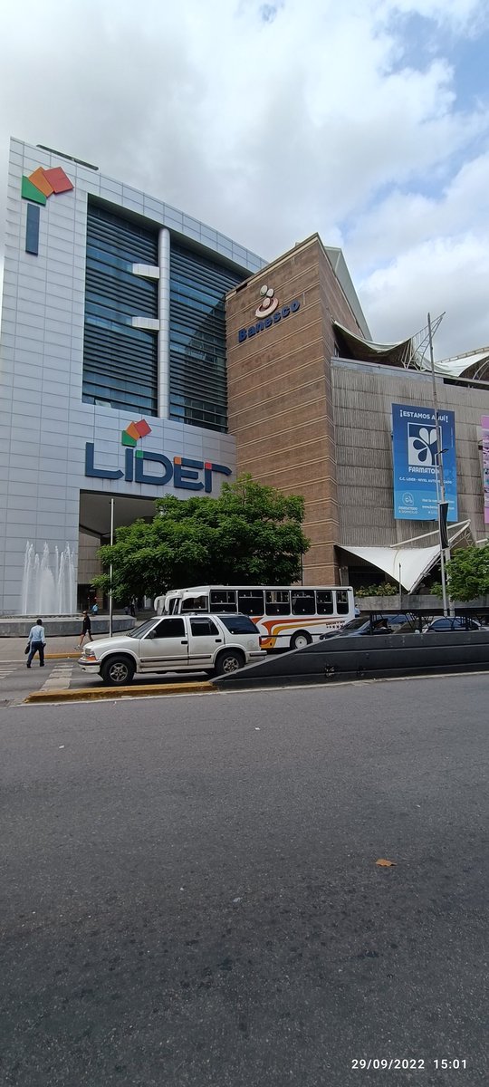 Techowl1_'s tweet photo. #cclider
Una foto clara de quién sobrevivió los.años fuerte en #vzla
Puntualmente @Banesco
Tanta burocracia para optar por alguno de su producto lo ha dejado bastante mal su imagen.
@adslinfove
@LucianoFinanzas
@fmonroy https://t.co/uOKjq6aE5h