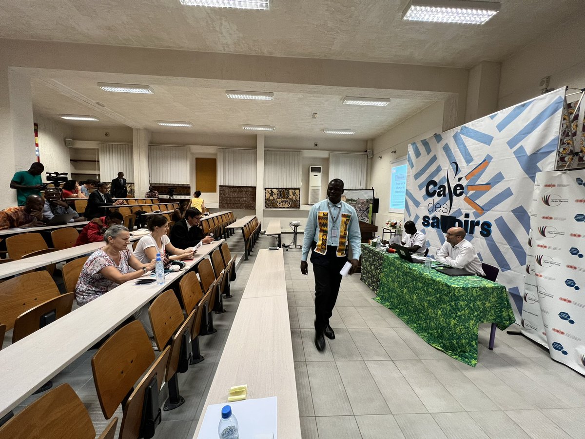 HAMDOUN Abdessamed (@hamdounsamad1) on Twitter photo Derniers réglages pour la conférence autour de la notion de contextualisation avec Jean-Martial Kouamé et <a href="/ClauzelFrancois/">Clauzel Francois</a> au CDP d’Abidjan <a href="/Dir_CDP_Abidjan/">Directeur CDP Pierre-Deschamps Abidjan</a> en partenariat avec l’Institut Français de Côte d’Ivoire. #interculturalité #cafédessavoirs Derniers réglages pour la conférence autour de la notion de contextualisation avec Jean-Martial Kouamé et <a href="/ClauzelFrancois/">Clauzel Francois</a> au CDP d’Abidjan <a href="/Dir_CDP_Abidjan/">Directeur CDP Pierre-Deschamps Abidjan</a> en partenariat avec l’Institut Français de Côte d’Ivoire. #interculturalité #cafédessavoirs