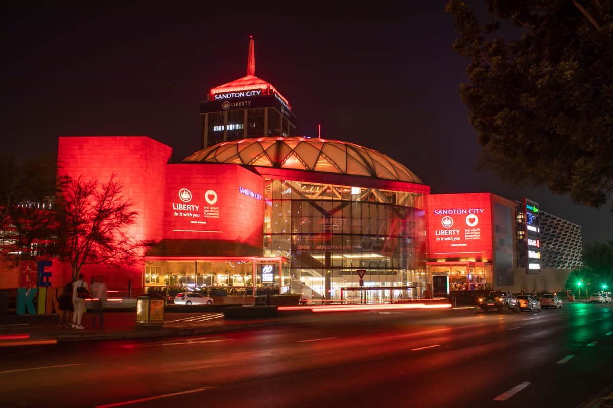 LibertyGroupSA's tweet photo. Tonight we stand in camaraderie with all heart and cardiovascular disease survivors and the @SAHeartStroke. 

Share ❤️ in the comments to show your support. 

#UseHeart #DriveHope #InItWithYou https://t.co/8WhXz5BZ25