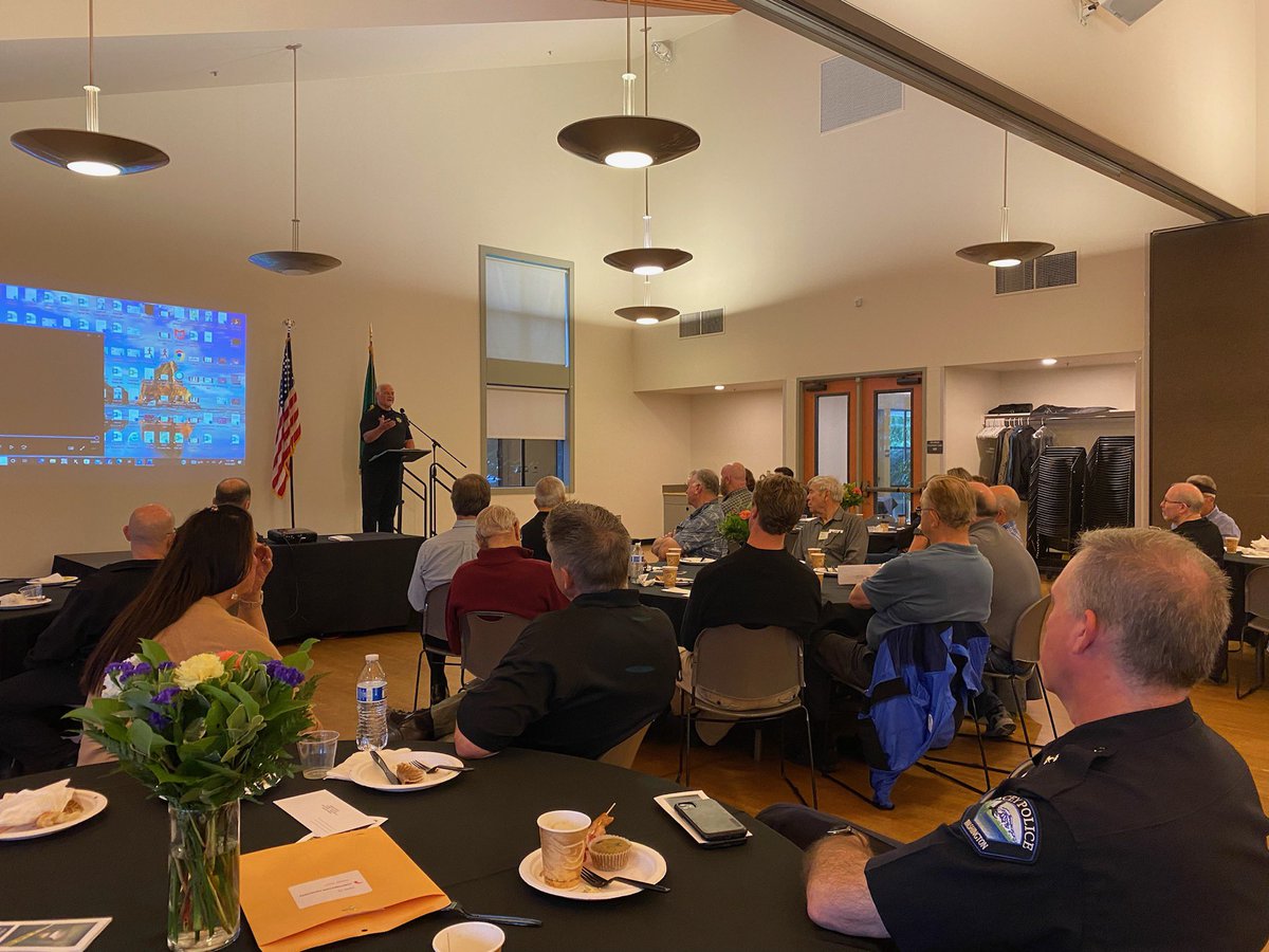 LaceyPolice's tweet photo. Chief Almada and our Command staff attended the Chaplains Association for Public Safety breakfast this morning. We were happy to support our wonderful Chaplains! 🤗 #PoliceChaplain #Chaplain #Support #LaceyUnited #LaceyPD https://t.co/5jrYM9wJCh