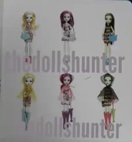 scaritage's tweet photo. Generation 2 unreleased Rainy day ghouls Lagoona Blue, Ari Hauntington and Venus Mcflytrap https://t.co/HG8o7OU1So