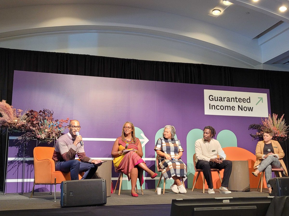 Community Change (@communitychange) on Twitter photo 😍 <a href="/DorianWarren/">Dorian Warren</a> (Our Co-President & <a href="/EconomicSecProj/">Economic Security Project</a> Co-Chair) took the stage yesterday to moderate a panel about #GuaranteedIncome with the organizers leading the work:
✨<a href="/RichWallaceEAT/">Richard Wallace</a> (<a href="/EatOrgChicago/">Equity and Transformation</a>)
✨<a href="/agarbes/">Audrey Garbes</a>
✨<a href="/castro_phd/">Amy Castro, PhD</a> (@PennCGIR)
✨<a href="/_HollyJMitchell/">Holly J. Mitchell</a>
1/2 😍 <a href="/DorianWarren/">Dorian Warren</a> (Our Co-President & <a href="/EconomicSecProj/">Economic Security Project</a> Co-Chair) took the stage yesterday to moderate a panel about #GuaranteedIncome with the organizers leading the work:
✨<a href="/RichWallaceEAT/">Richard Wallace</a> (<a href="/EatOrgChicago/">Equity and Transformation</a>)
✨<a href="/agarbes/">Audrey Garbes</a>
✨<a href="/castro_phd/">Amy Castro, PhD</a> (@PennCGIR)
✨<a href="/_HollyJMitchell/">Holly J. Mitchell</a>
1/2