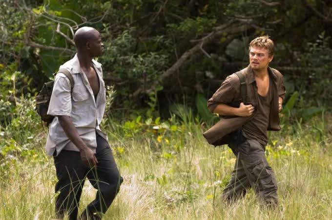 ogxpert's tweet photo. @ZombieHunter_9 @AfricanHub_ @muganyizi95 Legendary,
Packed with action &amp; emotion, it's an entertaining &amp; emotional movie on dark truths of the Diamond trade in Africa. Our country's are burning in flames unleashed by our infant governments, recklessness of rebels &amp; greed of foreigners in the trade of lucrative diamonds. https://t.co/pTDwV4EoTG