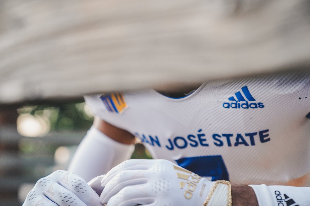 SanJoseStateFB's tweet photo. 𝘁𝗵𝗿𝗲𝗮𝗱𝘀 𝗳𝗼𝗿 𝘄𝗲𝗲𝗸 𝟬𝟱

#AllSpartans | #ClimbTheMountain https://t.co/0CVWB3LPZw