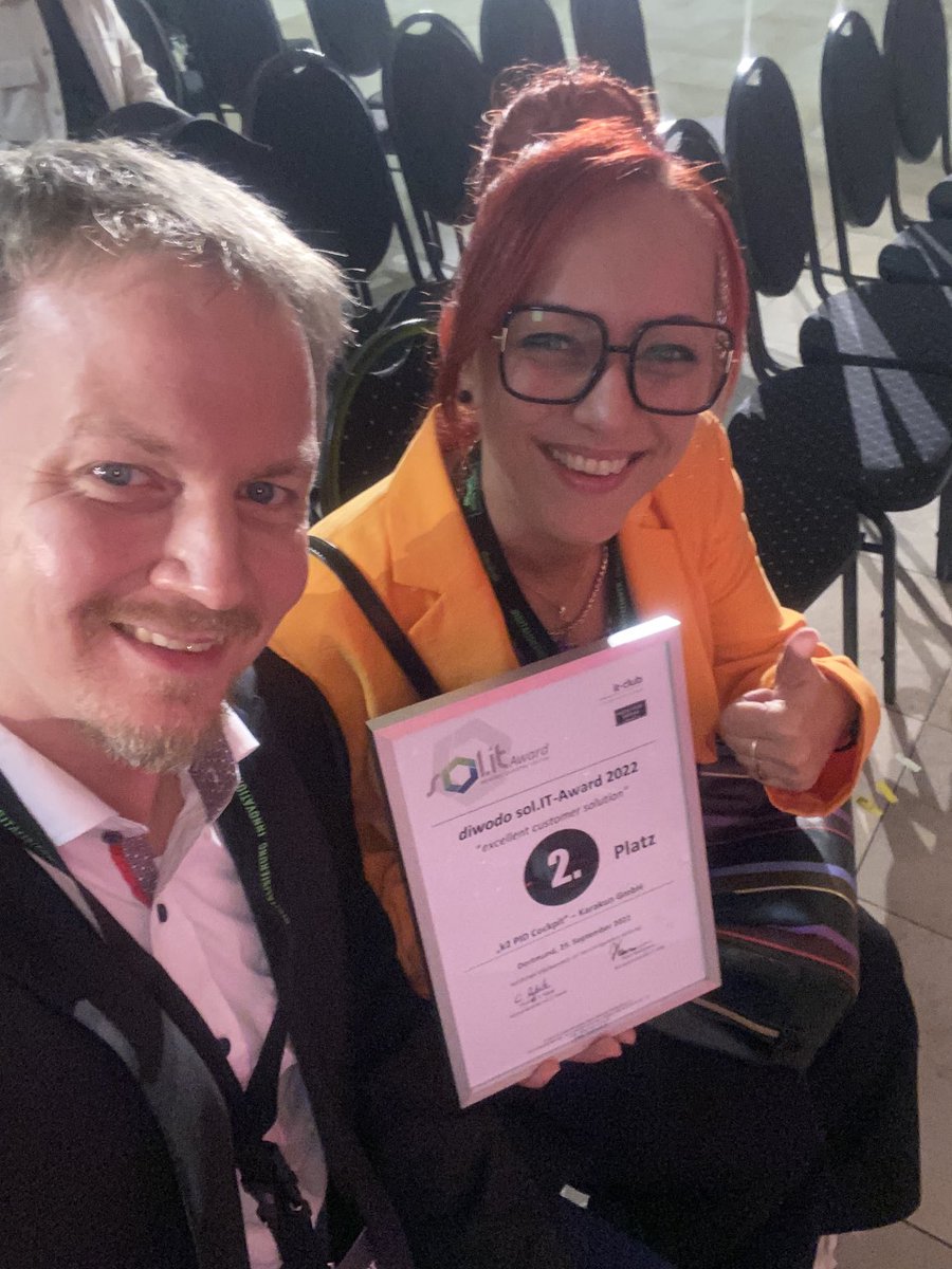 madmas's tweet photo. Yay, wir @Karakun haben beim #solITAward mit dem βk2 PID Cockpitβ, der Antwort auf DSGVO Anfragen, den 2.Platz gemacht ππ₯³πΎπ #DSGVO #DiWoDo #party https://t.co/gwxS3Amsmy