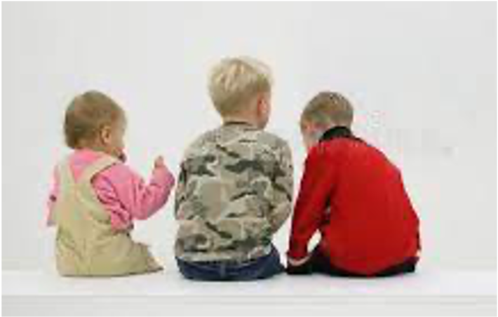 pumpkinppcounc1's tweet photo. Mums/Dads/Carers:Imagine you got told that in 3 weeks time you had to a) pay £550 extra in childcare OR b) move your child to a different nursery which opens after you start work/shuts before you can get back. This is what is happening in East Lothian to 208 families @ELCouncil https://t.co/rPALJ3WkHW