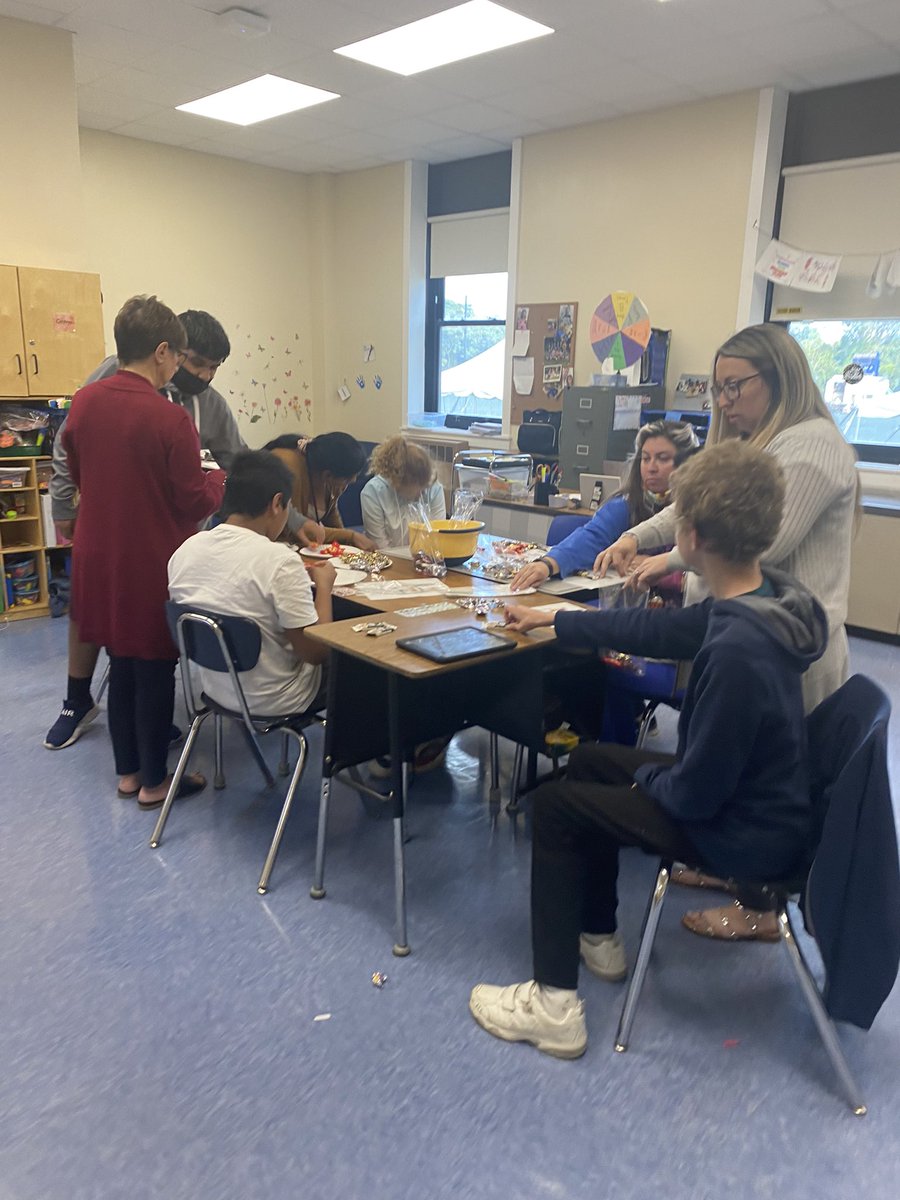 Our Students are practicing and prepping for the Cart that Cares Debut! This is a great way to give back to the community and spread kindness while working on functional skills! <a href="/BethpageUFSD/">BethpageUFSD</a> <a href="/Politidis_JFK/">Mrs. Politidis</a> <a href="/DschneiderBUFSD/">Dave Schneider</a> #WeAreBethpage