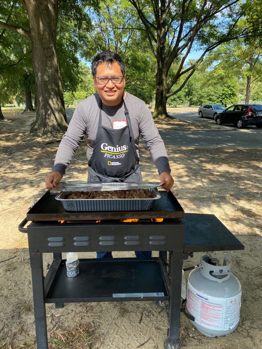 ⭐️ Our Grill Masters Mehdi Cherqaoui and Javier Blanco throwing it down at our BBQ Cookout last weekend!

#teambuilding #event #workhardplayhard #cookout