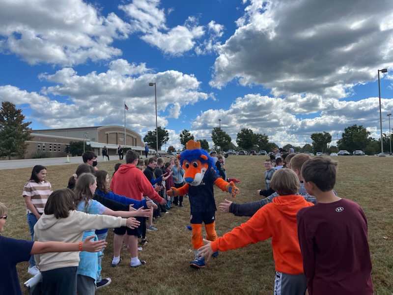 On Tuesday of this week Gary from <a href="/fccincinnati/">FC Cincinnati</a> came in and helped celebrate Kentucky Kids Day with Team Archimedes! #BeRoyal <a href="/GaryFCCLion/">Gary the Lion</a>