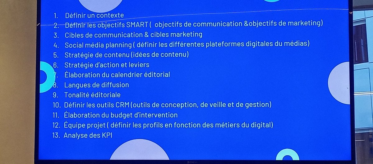 SadjoTodou1's tweet photo. Colloque des médias en ligne
Internet et mutation des médias classique.
Participation des CCOM lauréats du #challengeCCOM Nord et Littoral représentés.
#PRADECII
@alida_eboo
@DigaMathieu
@MINDDEVEL1
#Guider https://t.co/LzRl4QAI1w