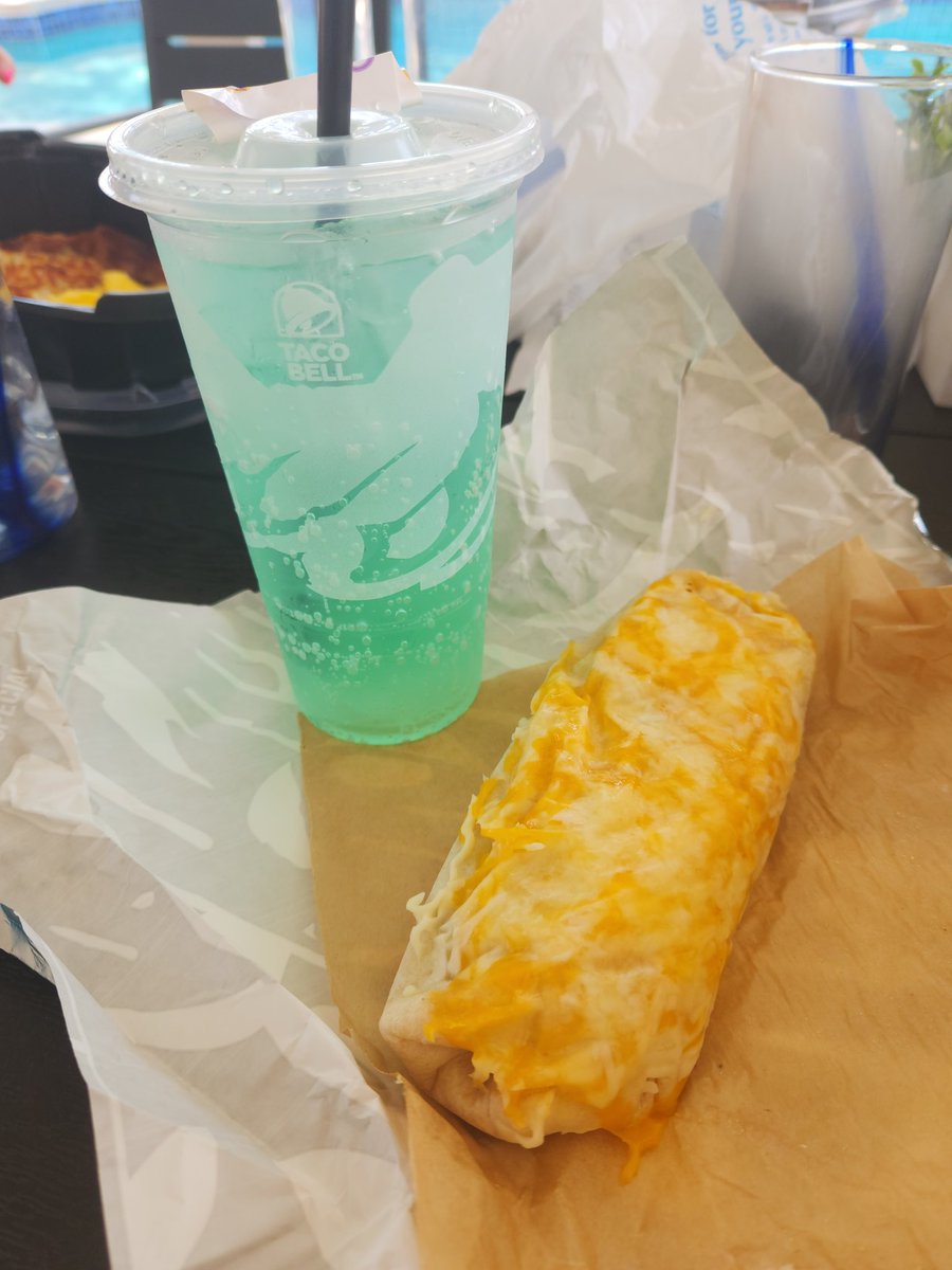 SupremeSteph tweet media