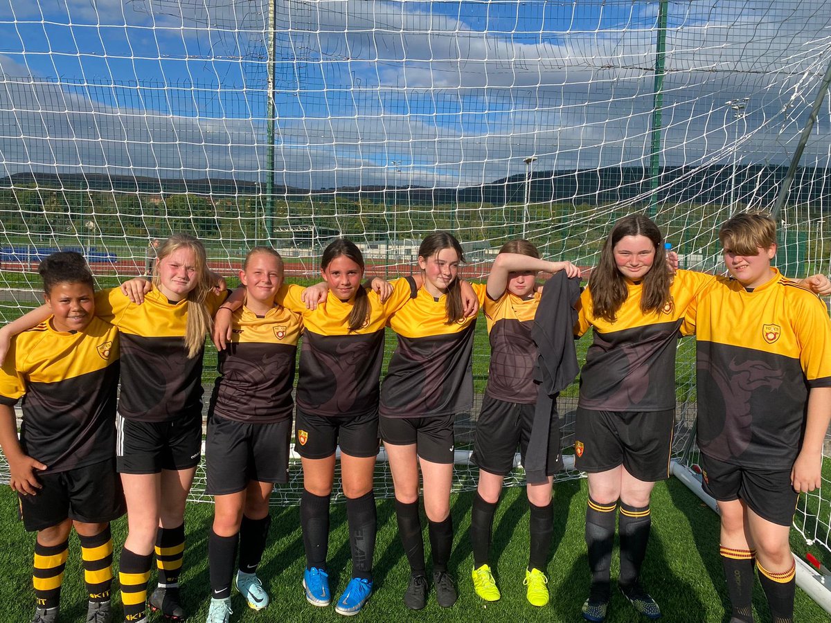 Another great result for our U15’s girls who showed tenacity and effort in making a game of R1. They also progress to R2 of the <a href="/WelshSchoolsFA/">Welsh Schools' F.A.</a> 🏆

Thank you to <a href="/TreorchyHealth/">Treorchy Health & Wellbeing</a> for their sportsmanship too 👍🏼

POTM: “Impossible to pick…they were all awesome” Miss Meyrick