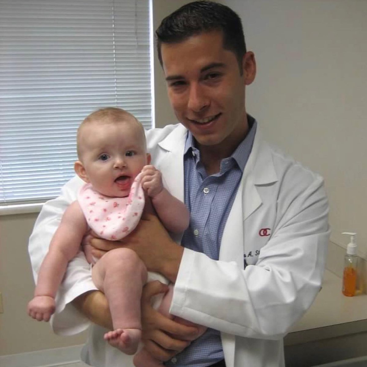 PedsOrthoCenter's tweet photo. Pictured here is Dr. Strassberg with the first patient he ever saw at The Pediatric Orthopedic Center back in 2007 and again with her last week. Clara now 15 was treated by Dr. Strassberg for hip dysplasia as a baby using a Pavlik Harness. Thank you Clara! 💙 #Tbt https://t.co/rq0J3AhkQ2