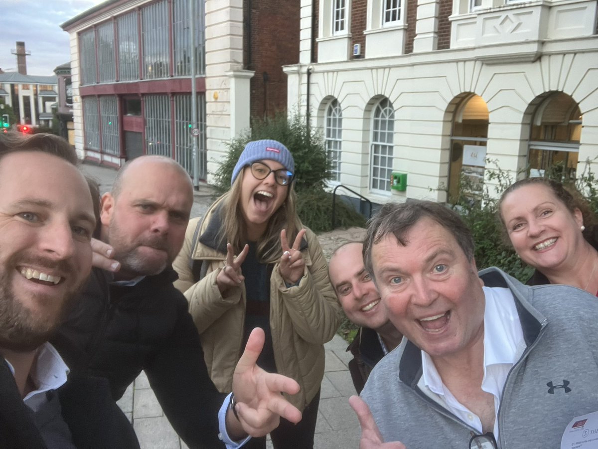 IanBParsons's tweet photo. S&amp;P @leathesprior #LPPubChallenge22
1, 2, 4, 5 https://t.co/jjJkrigQug