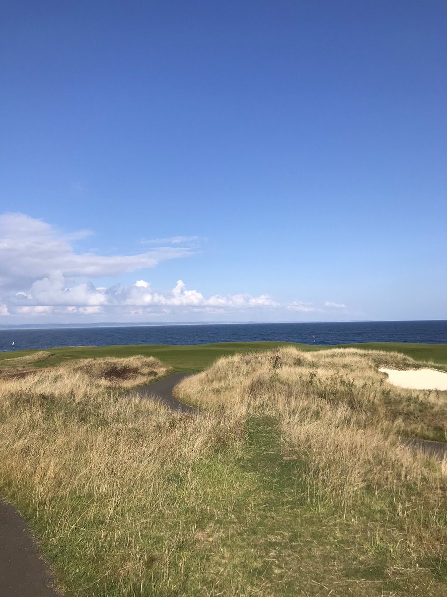 kevgolf1's tweet image. Getting to grips with finding my way around the new workplace. No matter where you are the view isn’t too shabby.  @TheHomeofGolf #castlecourse