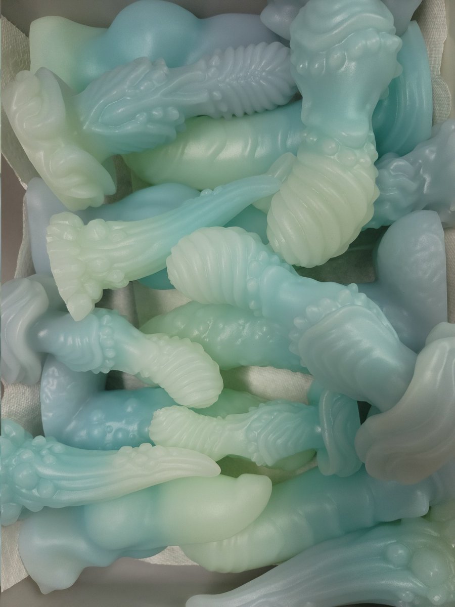 PleasureForge's tweet image. Here's a lil recap of a few of the things we're dropping tonight. We also have wands of both types which you can check out during the pre-shop at 6PM EST. 🤘🏻😅🤘🏻

Please be patient if shipping takes a bit longer due to inclement weather. 🙏🏻