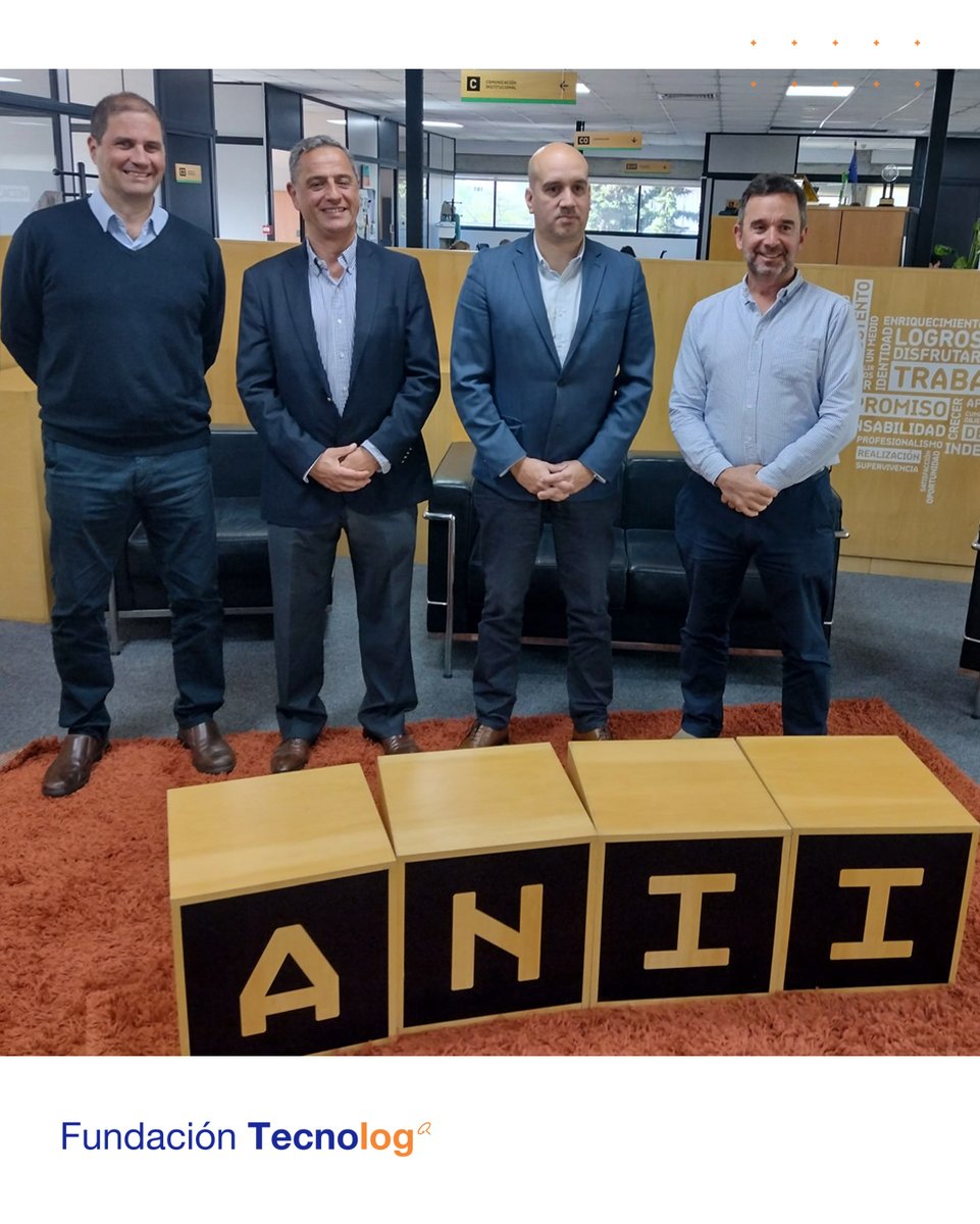Fundación Tecnolog y @Grupo_RAS  celebraron un acuerdo firmado con <a href="/ANIIuy/">ANII - Uruguay</a> , para el desarrollo de demostraciones digitales 4.0 aplicadas a la logística.
 
La asociación contribuirá a la expansión tecnológica nacional: bit.ly/3dTUTBu

<a href="/IDB_Lab/">IDB Lab</a> <a href="/FundRicaldoni/">Fundación Ricaldoni</a>  <a href="/NettraTech/">Nettra</a>