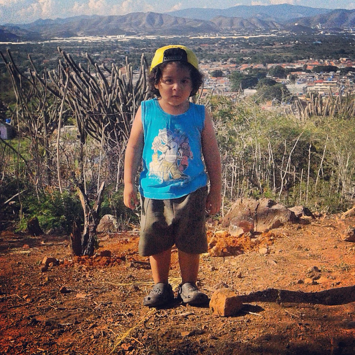 jhonathanender1's tweet photo. 👑Rulos preciosos🐻
🌵🌾🌳
💪Luchando con papá...🏜 https://t.co/7kCXI6tcKZ