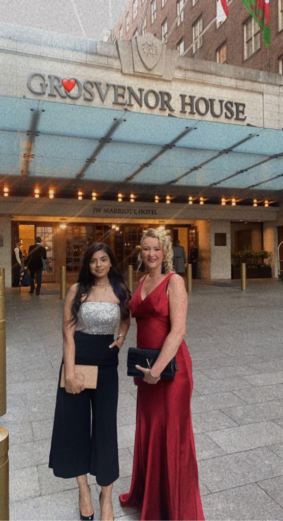 LadyVic7's tweet photo. Here representing Menlo Park Recruitment! #recruiterawards #recruitershortlist #menloparkrecruitment https://t.co/gqhvYdFKLW