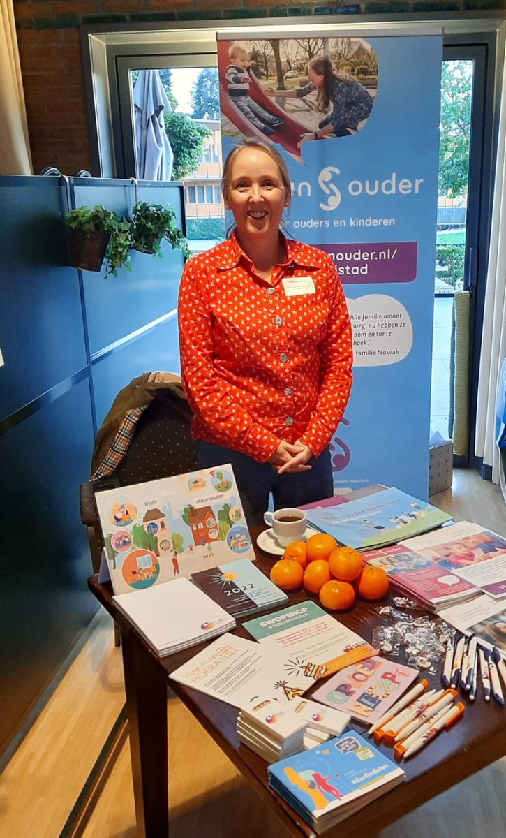 Vanavond presentaties voor de Dienstenmarkt <a href="/Schijndel/">Janet Dixon</a> in het Gasthuis bijgewoond en een pitch over #steunouder mogen geven. Mooie gesprekken en onderlinge contacten gelegd. #platformarmoedemeierijstad