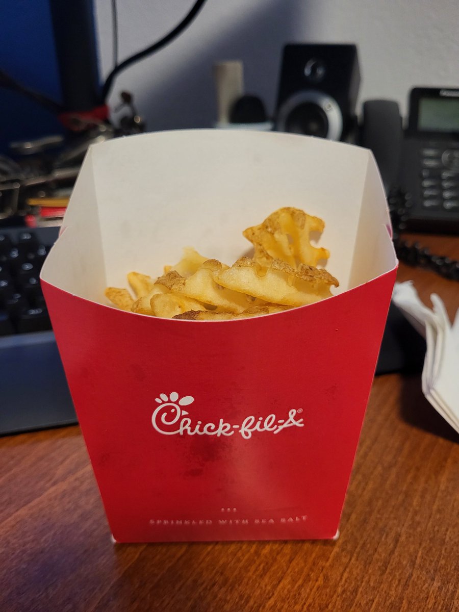 fcman's tweet photo. So is this adjustment on the amount of fries to offset inflation costs? Seems drastic. @ChickfilA https://t.co/aHz4O2YjKz