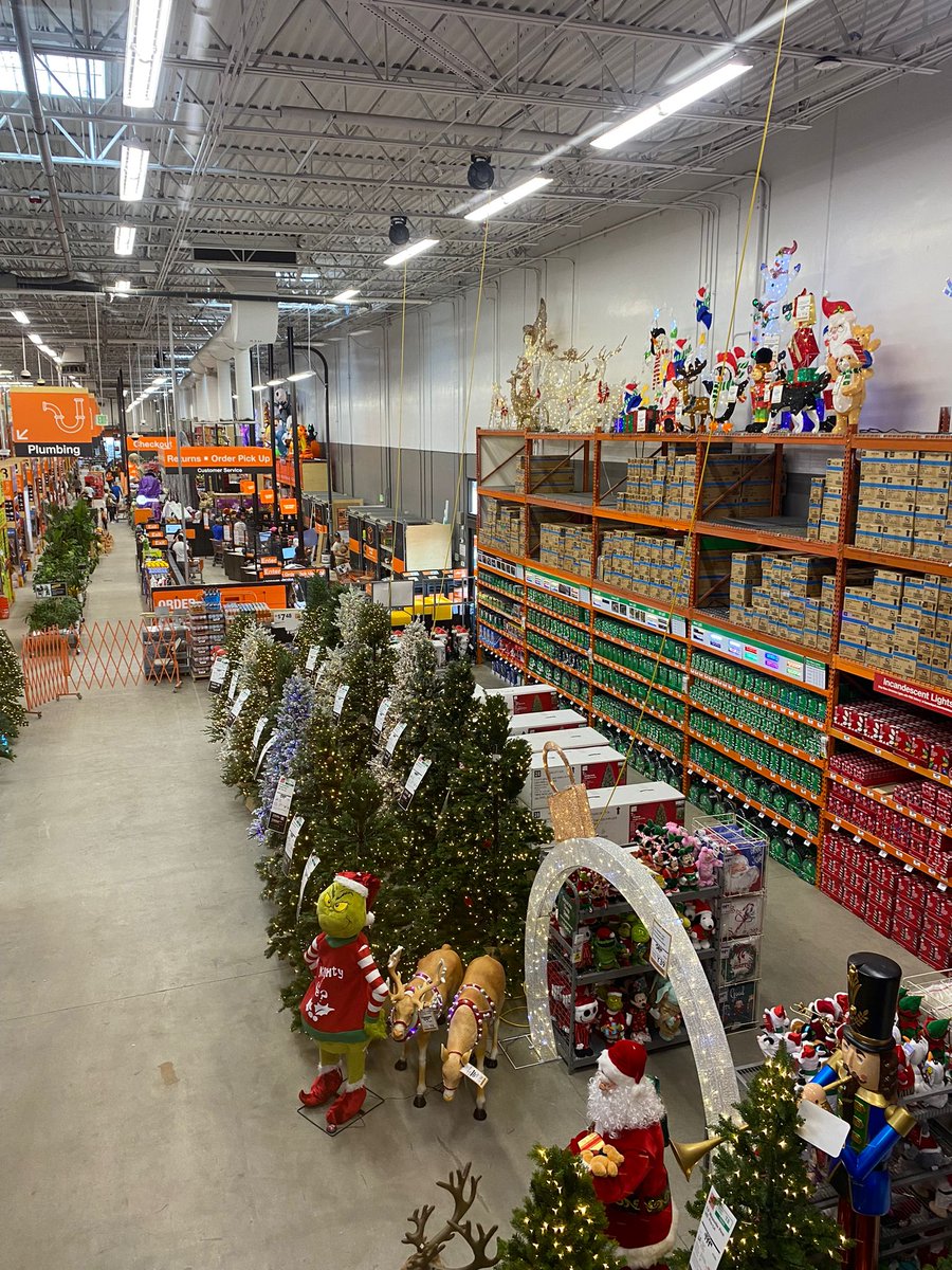 AnHRLeader's tweet photo. Now they are just showing off 😂😂 . MET TEAM DID THAT👏🏾👏🏾 @SirenaWMET thank you !!!
#homedepot0207 https://t.co/62n3hqAQ7P