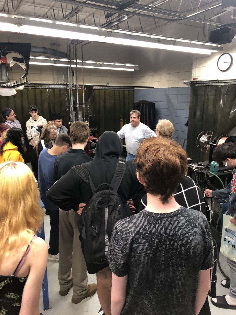 BridgesHS's tweet image. Great visit to Jefferson College today. Lots of great information obtained today. #futureisnow #hammersup #buildertough