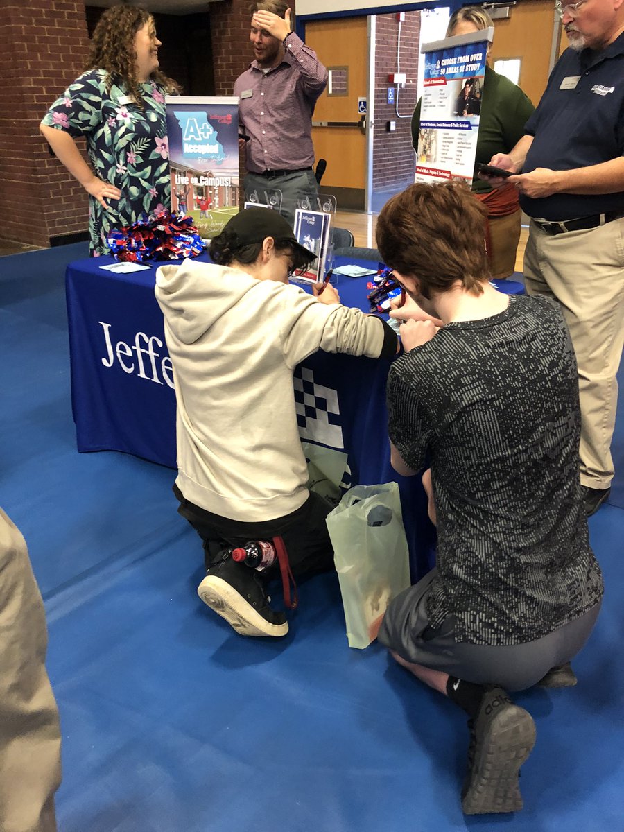 BridgesHS's tweet image. Great visit to Jefferson College today. Lots of great information obtained today. #futureisnow #hammersup #buildertough
