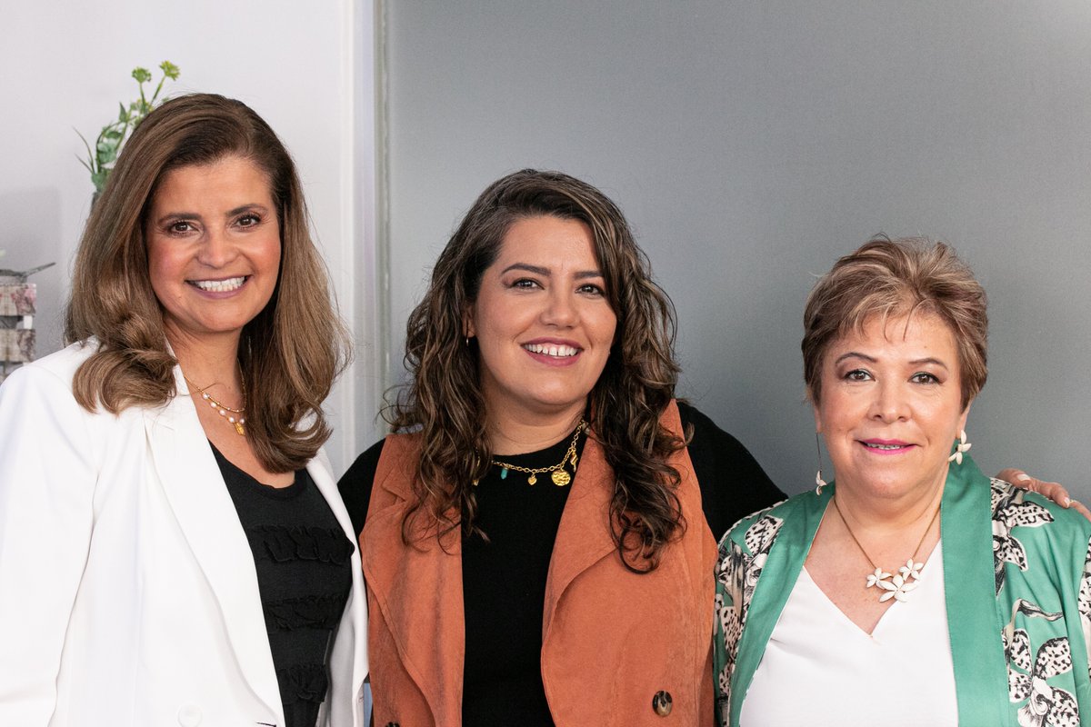 IndieProjectmx's tweet photo. ¿Qué características tiene un equipo innovador? 💡✨☝🏼
Conoce la respuesta en nuestro episodio del #PharmaPodcast con nuestra invitada Ana Lucía Arrázola Torres (líder en transformación digital).

Spotify: https://t.co/sad8xdQXck...
Youtube: https://t.co/si9x8yasEV
#PharmaPodcast https://t.co/z2vug6saXA