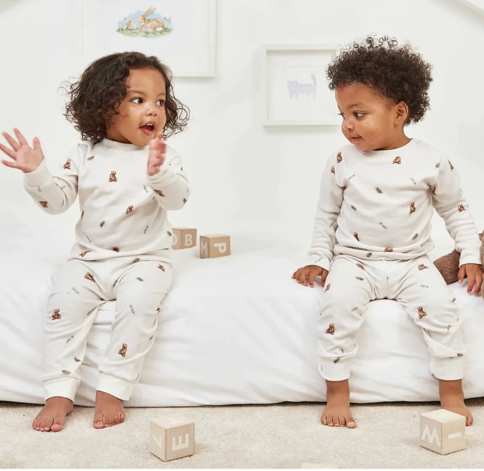 SorensHouse's tweet photo. New in store this week is beautiful sleep brand, Rosa &amp; Blue. From the snuggliest newborn sleep suits and sleeping bags, to the softest pyjamas fro 12 months up to 6 years 🐻 https://t.co/CzPYHcveY0