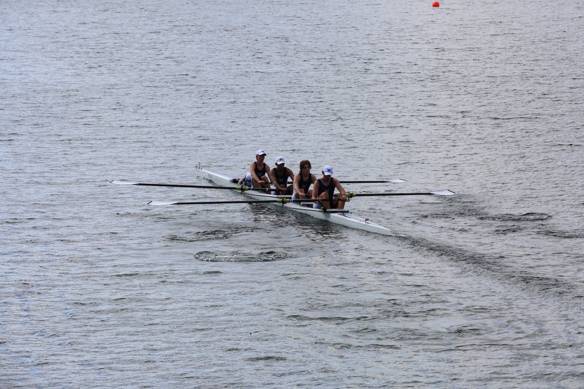UCC_Community's tweet photo. Congratulations to the Charles 4+ rowing crew who achieved second place in the mens junior 4+ at the Head of Welland regatta on A-Day! Go Blues!
📸: UCC parent Richard
#UCCCommunity #UCCAthletics #UCCRowing https://t.co/78iiZY19yp