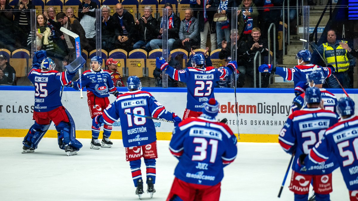 SHLse's tweet photo. Jubel för @iko_officiell - avgjorde i förlängningen https://t.co/W30JCPH4l5 #IKOFHC #SHL #twittpuck #ishockey #svsshl
📷Suvad Mrkonjic @bildbyran https://t.co/nCaLE1d7C0