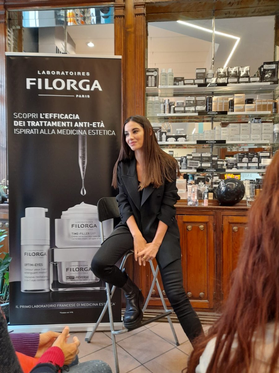 Sabrina37608550's tweet photo. @frachillemi___ manca un giorno per conoscere Viola ♈️ #ViolaComeIlMare non vedo l'ora 🎉🎉🎉 tu e @canyaman spaccherete!! ❤️🤩🥰🎉♈️ https://t.co/cbD1BfKZiY