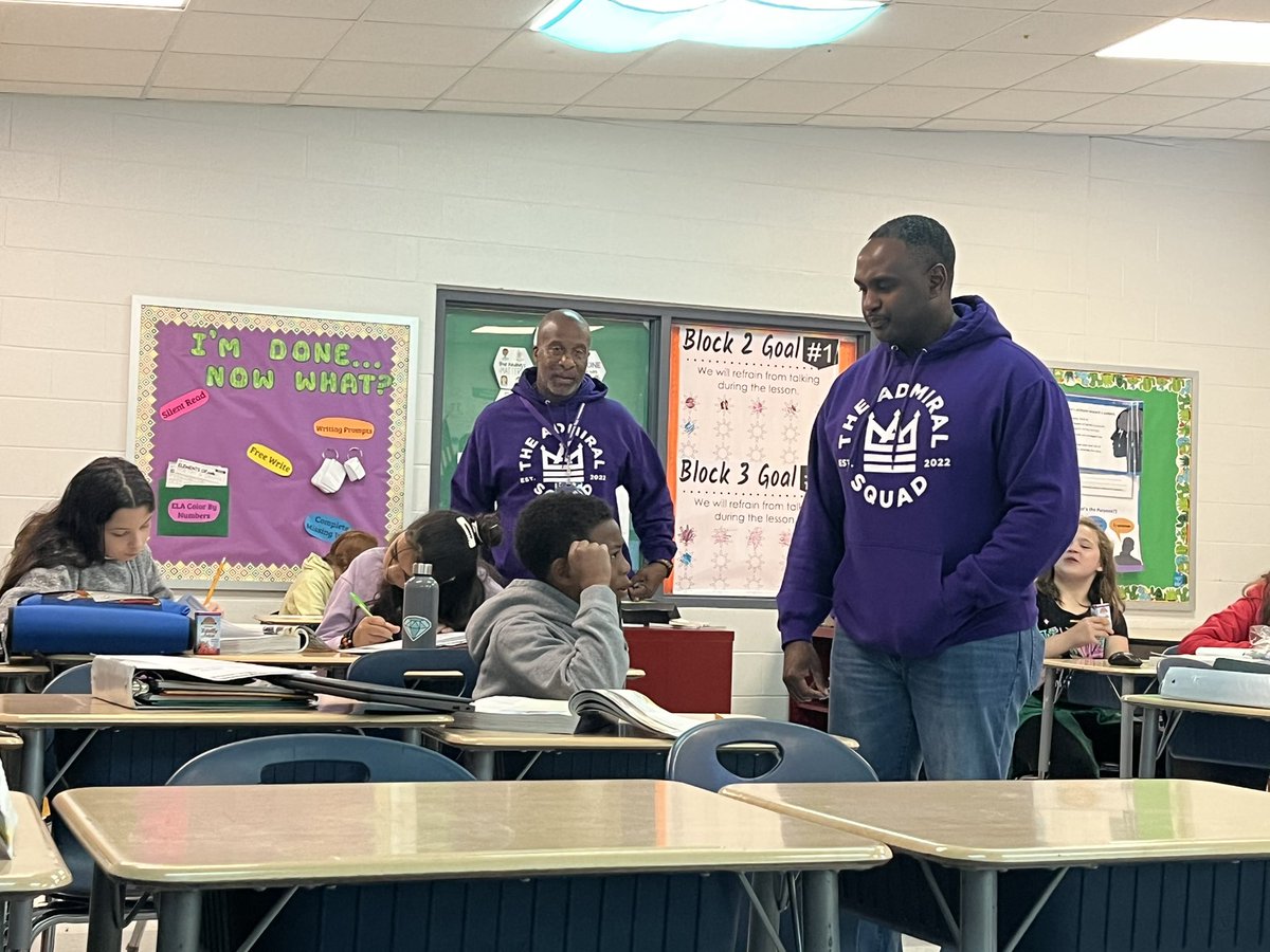 Styles_MarlonJr's tweet photo. @TheAdmiralSquad serving as difference makers today @Highview6th. We visited every single classroom today to lift up the school and inspire positivity. We made some impactful connections with the students. #MiddieRising #myohioclassroom #JoyInEducation https://t.co/c5tnxZ2awm