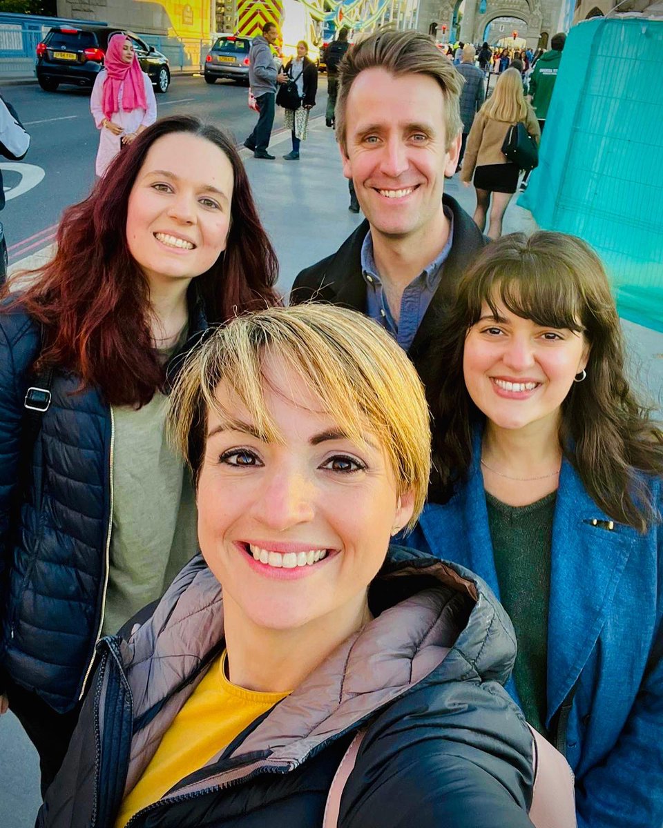 The Frontline Singers tweet media