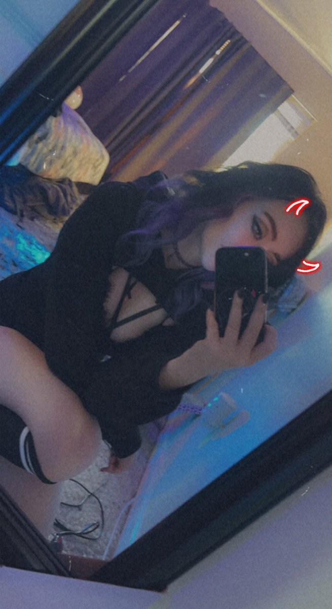 25th Birthday Subathon starting now 😈

twitch.tv/vPhae

🥳
