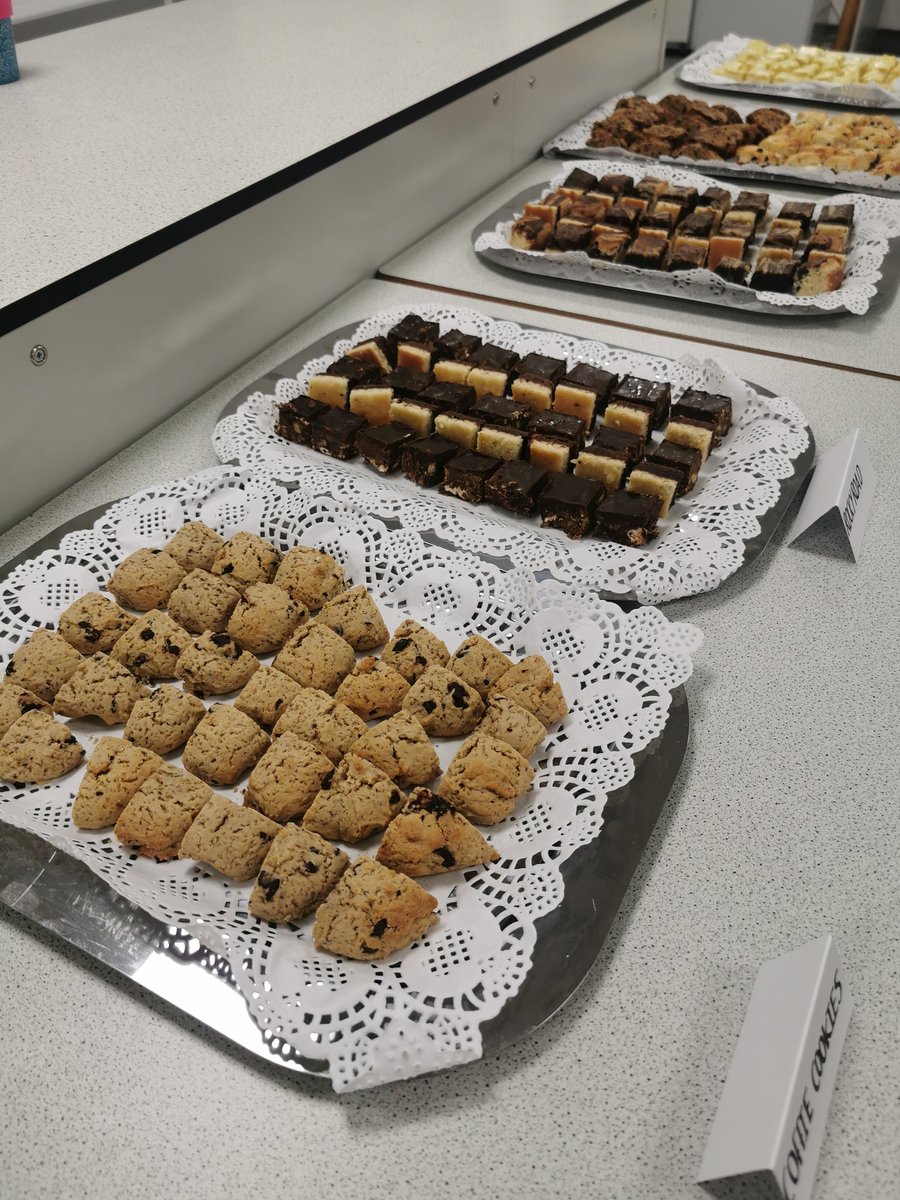 MCS_DT's tweet photo. Some of the amazing samples at Open Evening made by the year 11 hospitality and Catering class 🙌👨🏻‍🍳👩🏽‍🍳
@LearnWithMCS https://t.co/R1THr6YoDW