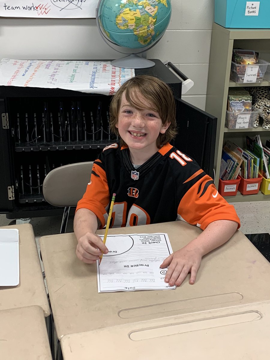 cheetahstweet's tweet photo. Bengals spirit #2!! https://t.co/NJLOqzyVuD